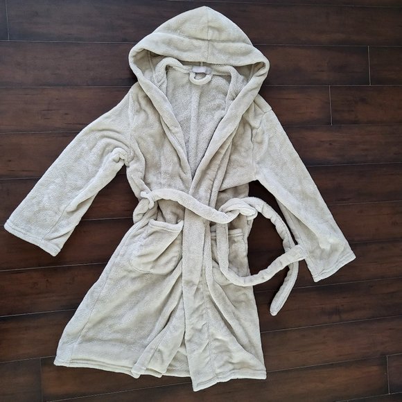 summer & rose Other - Summer & Rose super soft fluffy hooded robe xs/s